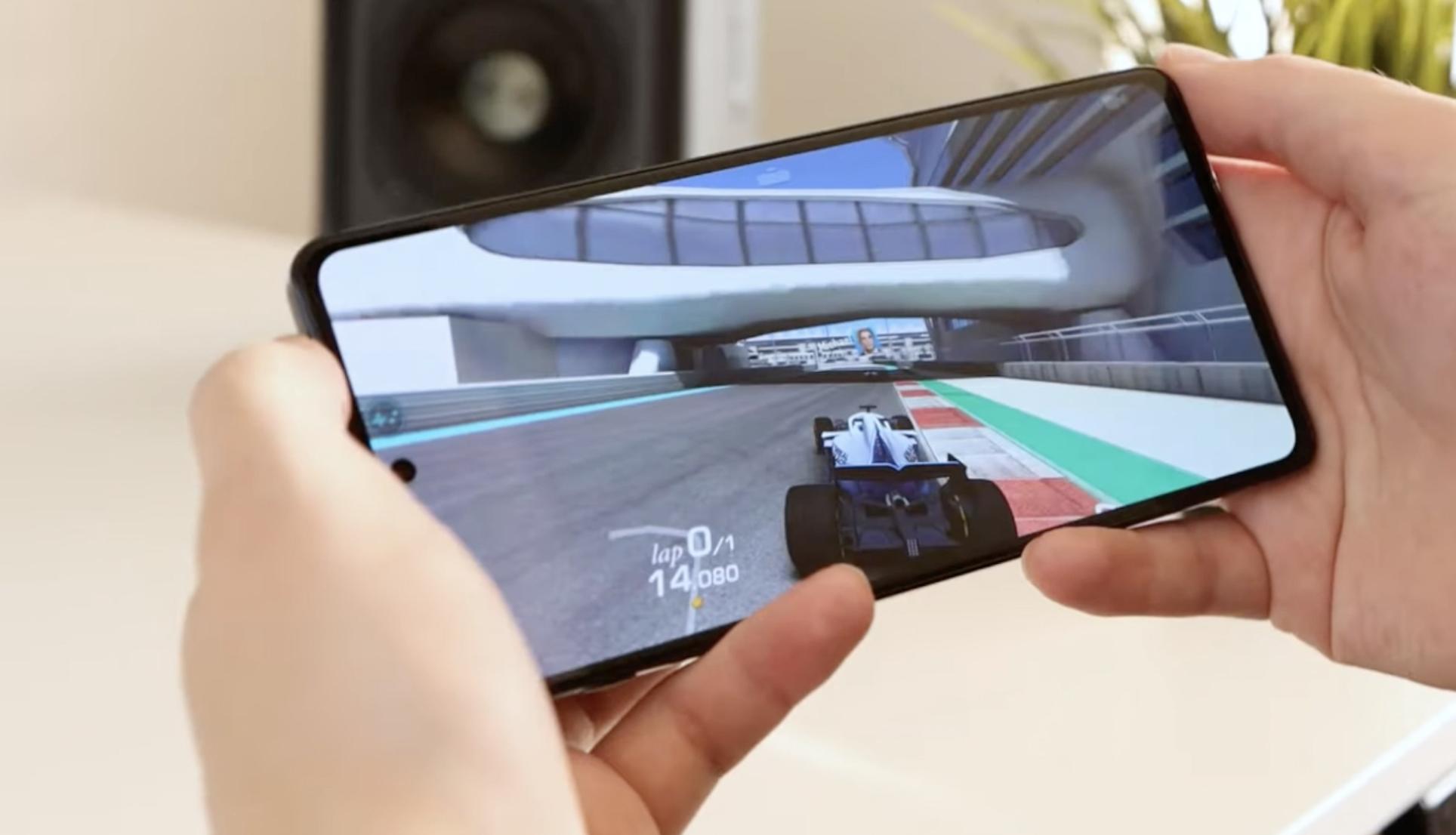 摩托罗拉卖出白菜价，骁龙870+1亿像素，256GB降至1689元