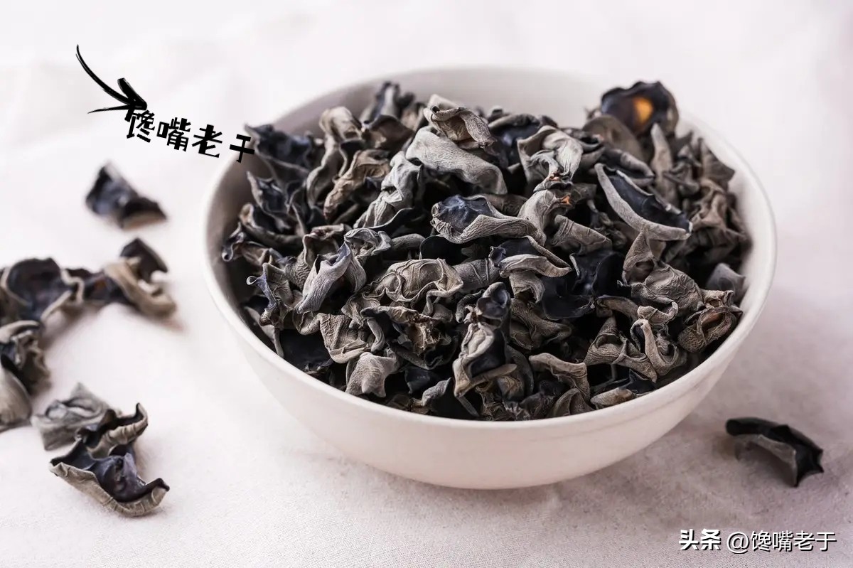 木耳品质好坏对营养区别大吗,假木耳和榛木耳营养有什么区别