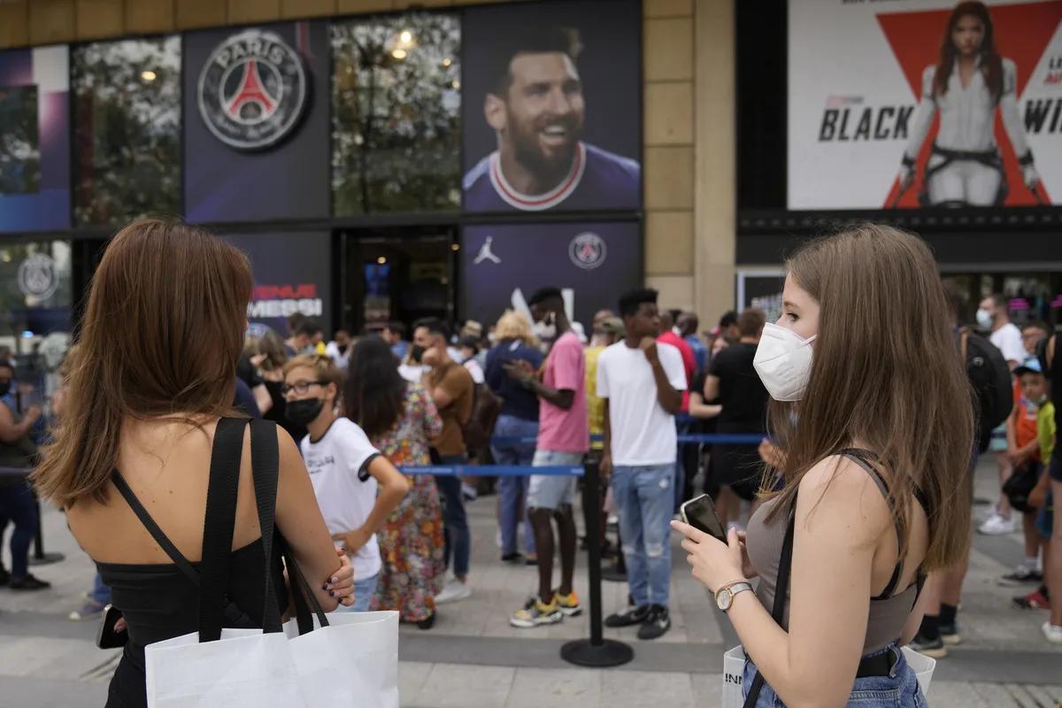 球星穿过的衣服多少钱,球星穿过的球衣值多少钱