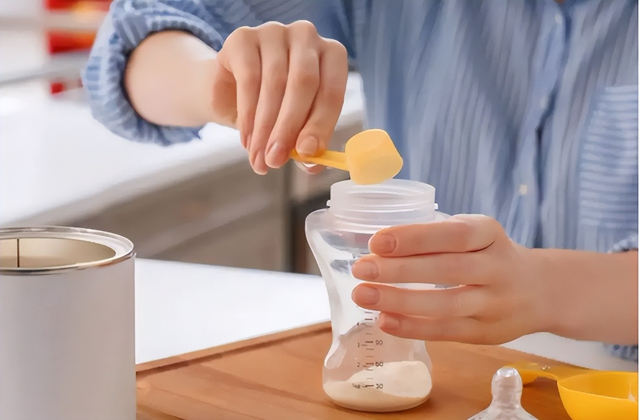 雅培奶粉中毒事件,美国雅培奶粉中毒事件