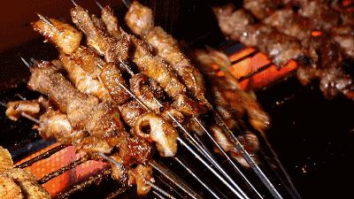 除了淄博还有哪里的烧烤值得打卡,最近火的除了淄博的烧烤还有什么