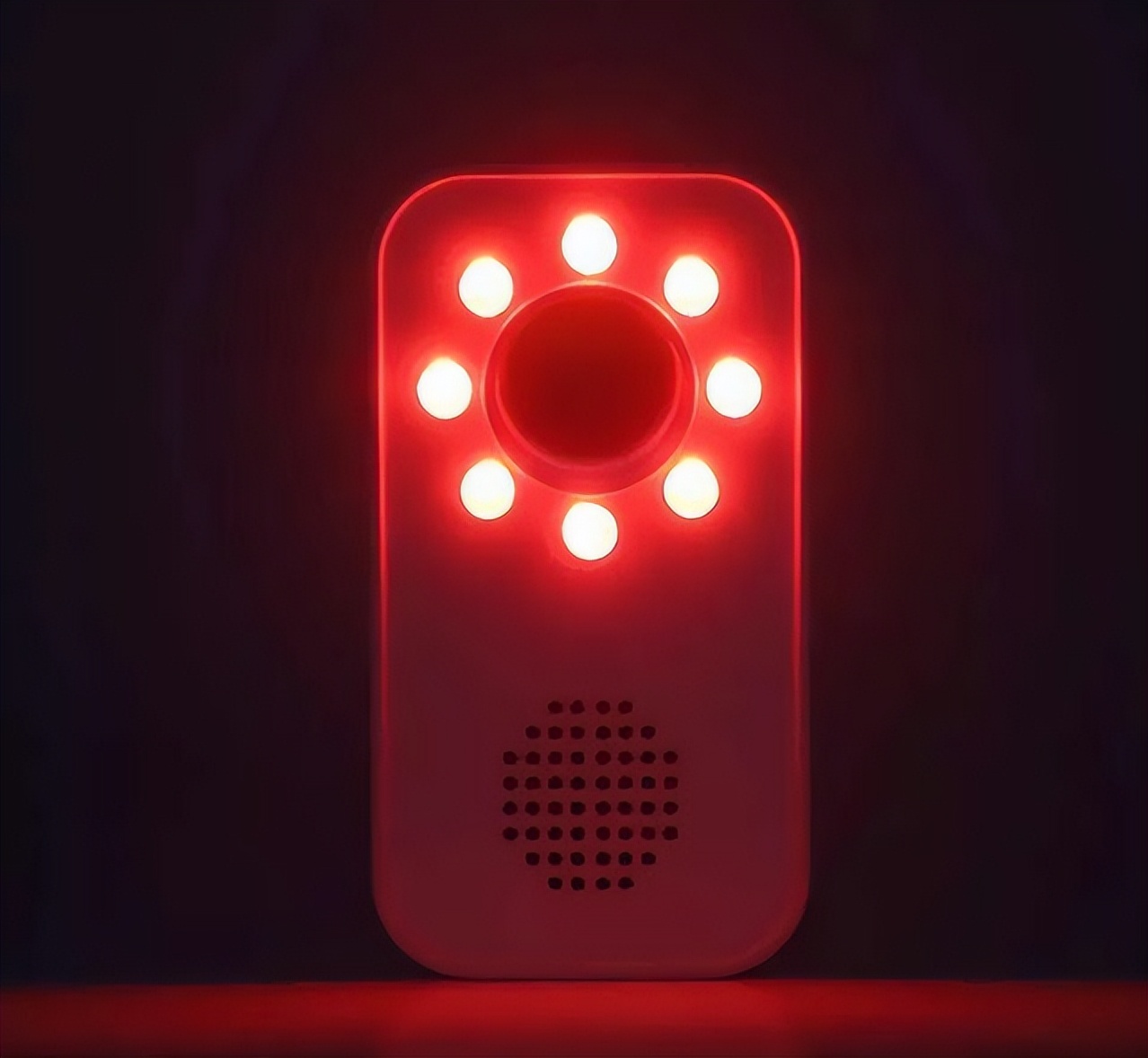 酒店的摄像头一般都在哪里,酒店里最难找到的摄像头在哪里