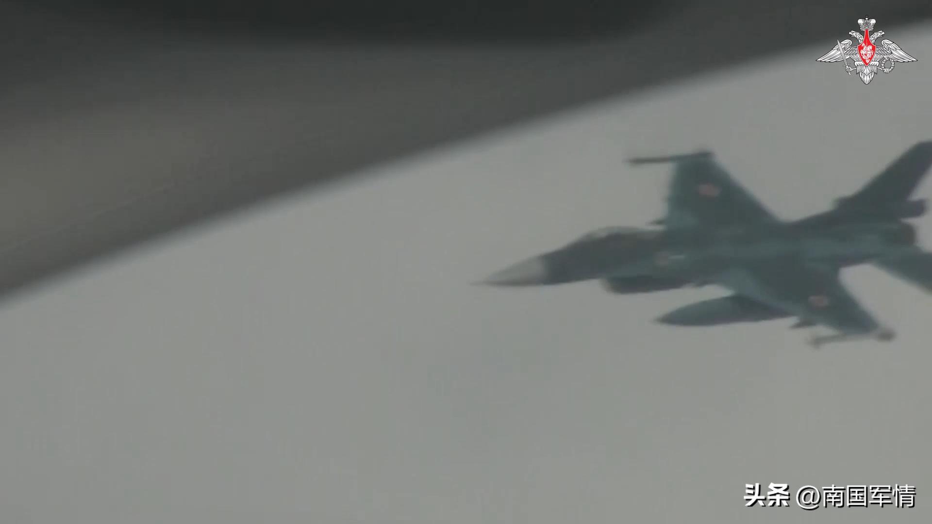 中俄两军在日本海等上空战略巡航,中俄战机联合巡航日本