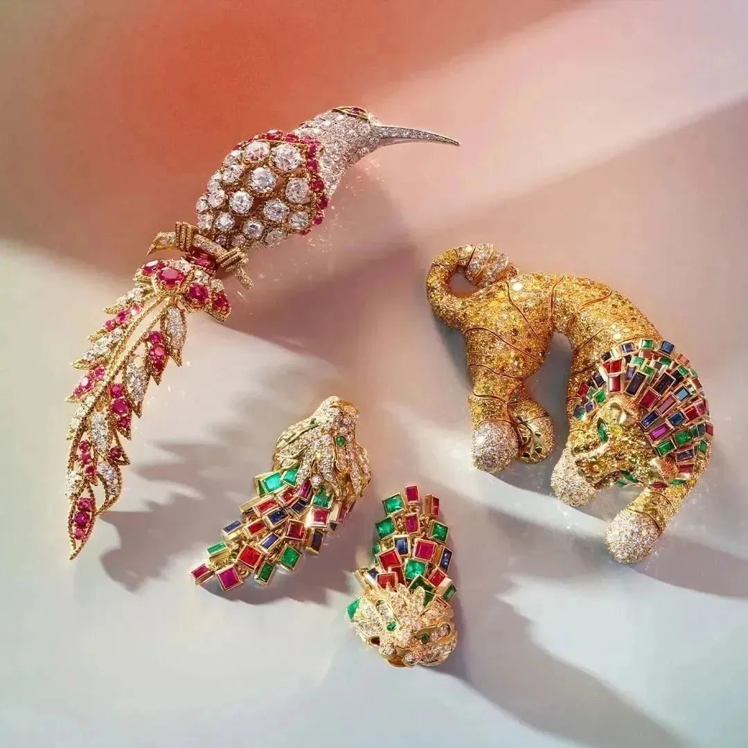 伊丽莎白·泰勒的珠宝最后给了谁,伊丽莎白泰勒和奢华珠宝