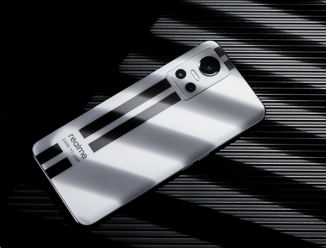 杨幂代言realmegt要抢吗,杨幂代言realme真我gt2视频