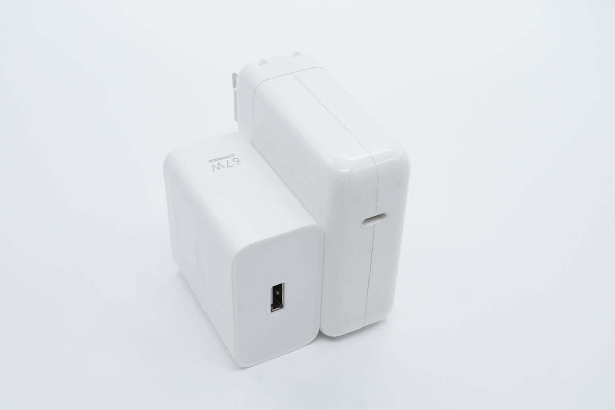 oppoa57原装充电器,oppo充电器67w超级快充有多快