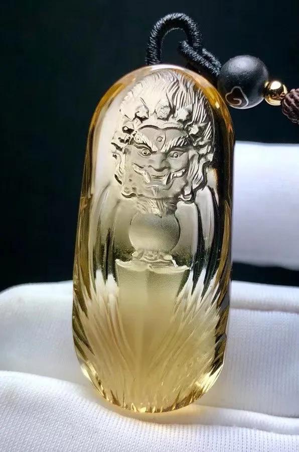 珠宝玉石鉴赏2000字,珠宝鉴赏原石视频