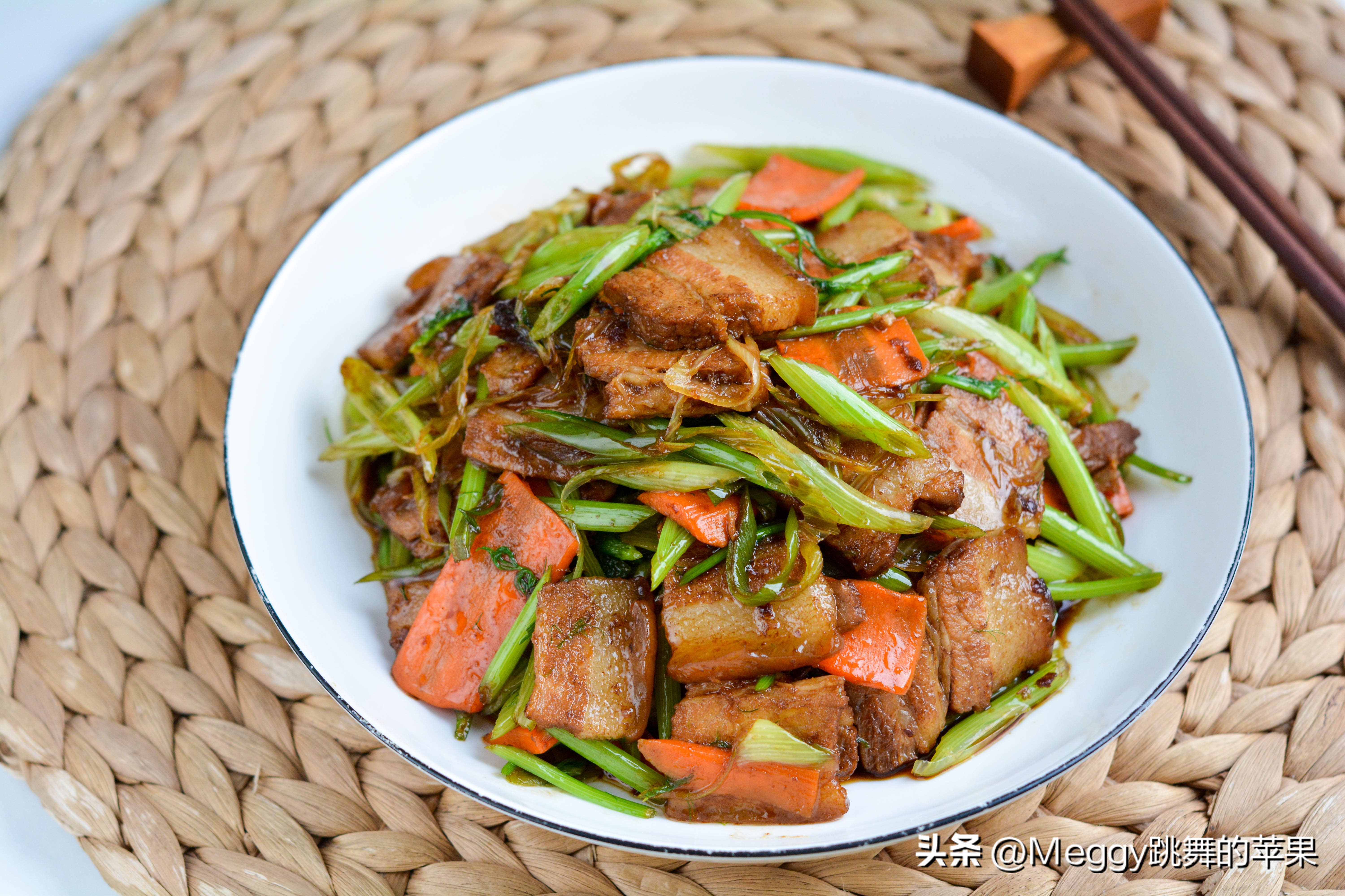 纯茴香馅包子怎么做好吃,茴香馅包子怎么调着好吃