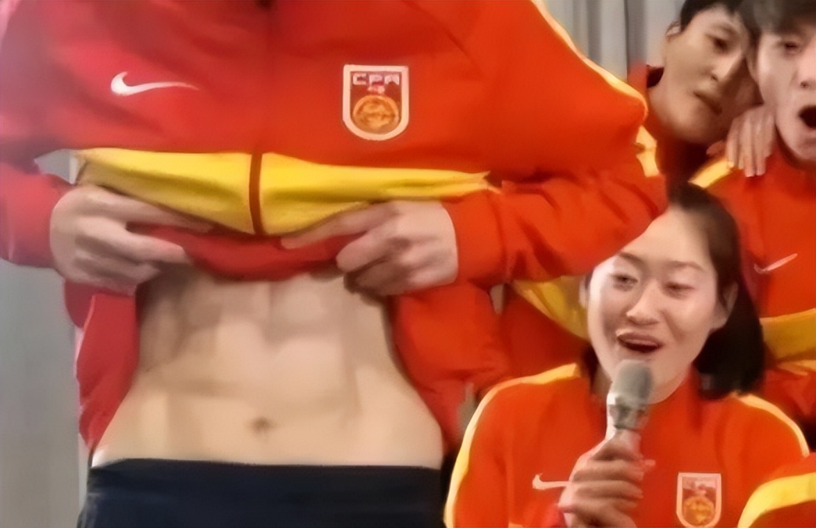 中国女足风云彩虹铿锵玫瑰,女足风雨彩虹铿锵玫瑰亚洲杯