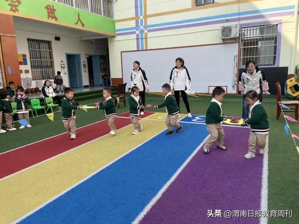 幼儿园小班运动会红色游戏,大荔县幼儿园运动会