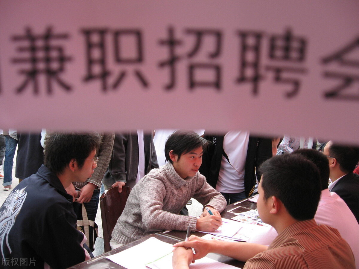 陈清娜的覆灭史：从白手起家成厦门富姐？却借了1.8亿，坑了亲友