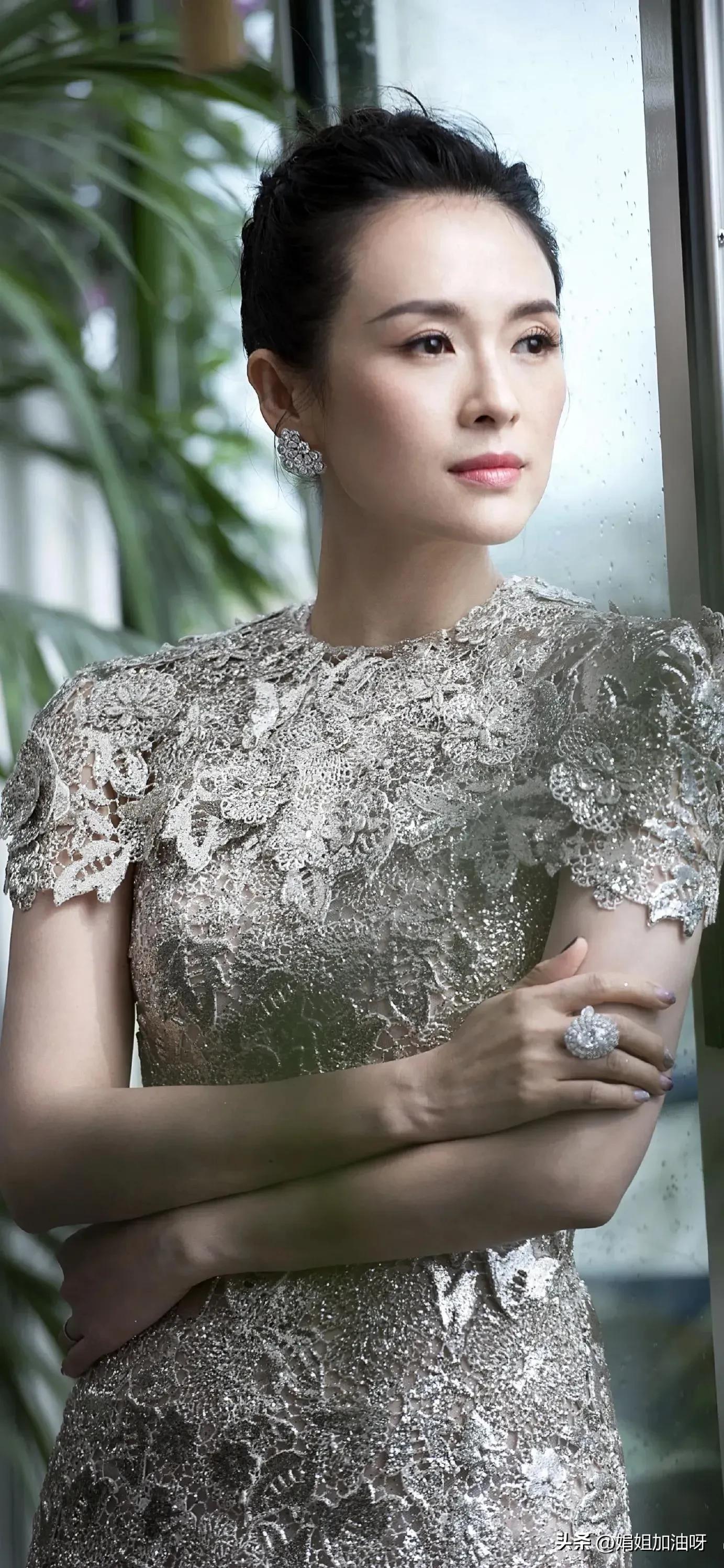 章子怡惊艳写真图片高清大图,章子怡气质女王优雅迷人