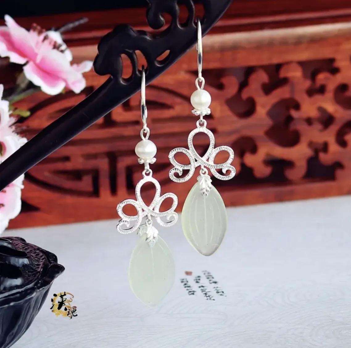 古人为何在耳朵上穿洞？玦和珰有何区别？