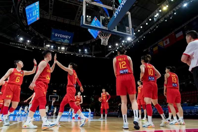 中国女篮对韩国杨力维单节16分,中国女篮47分大胜新西兰杨力维