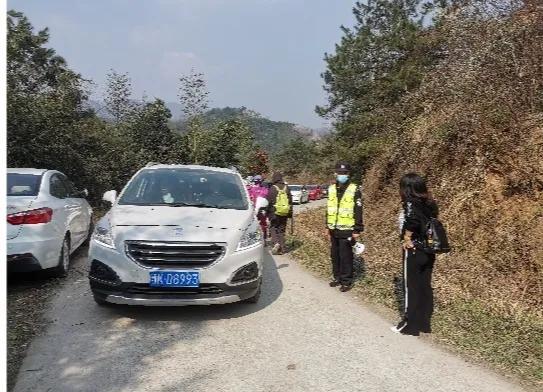 大悟公安全力做好樱花观赏高峰期安保工作