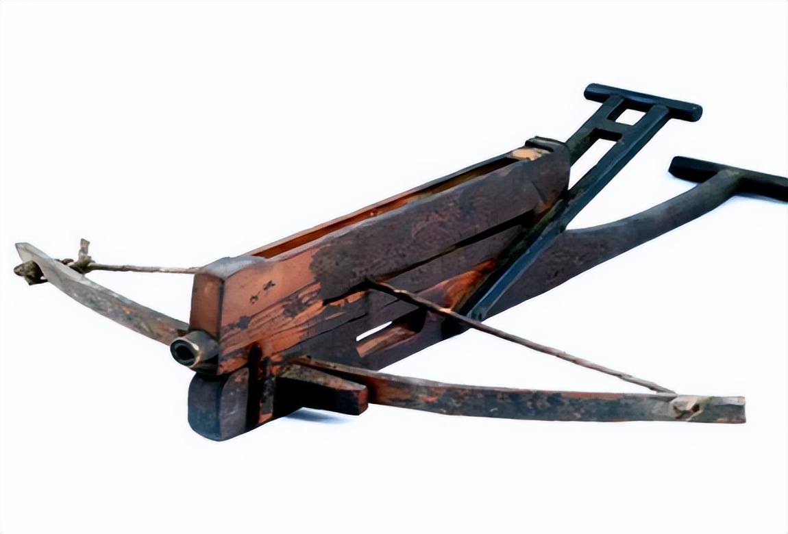 天呐！“强行装穷”的风都刮进央视了，几个亿的苦日子我不懂