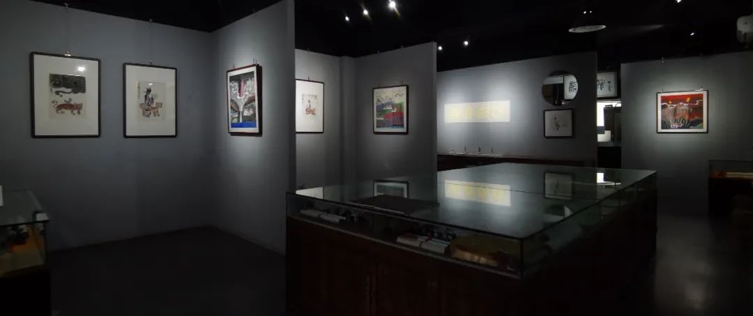 刀情墨趣浓画意诗情厚——安多民“刀情墨趣”艺术展成功举办