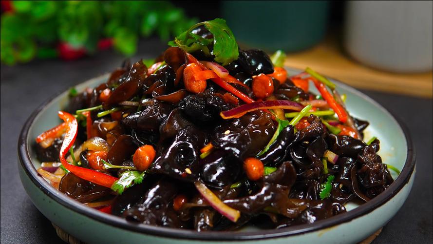 适合夏季吃的清爽凉菜,夏天必备清爽可口的小凉菜