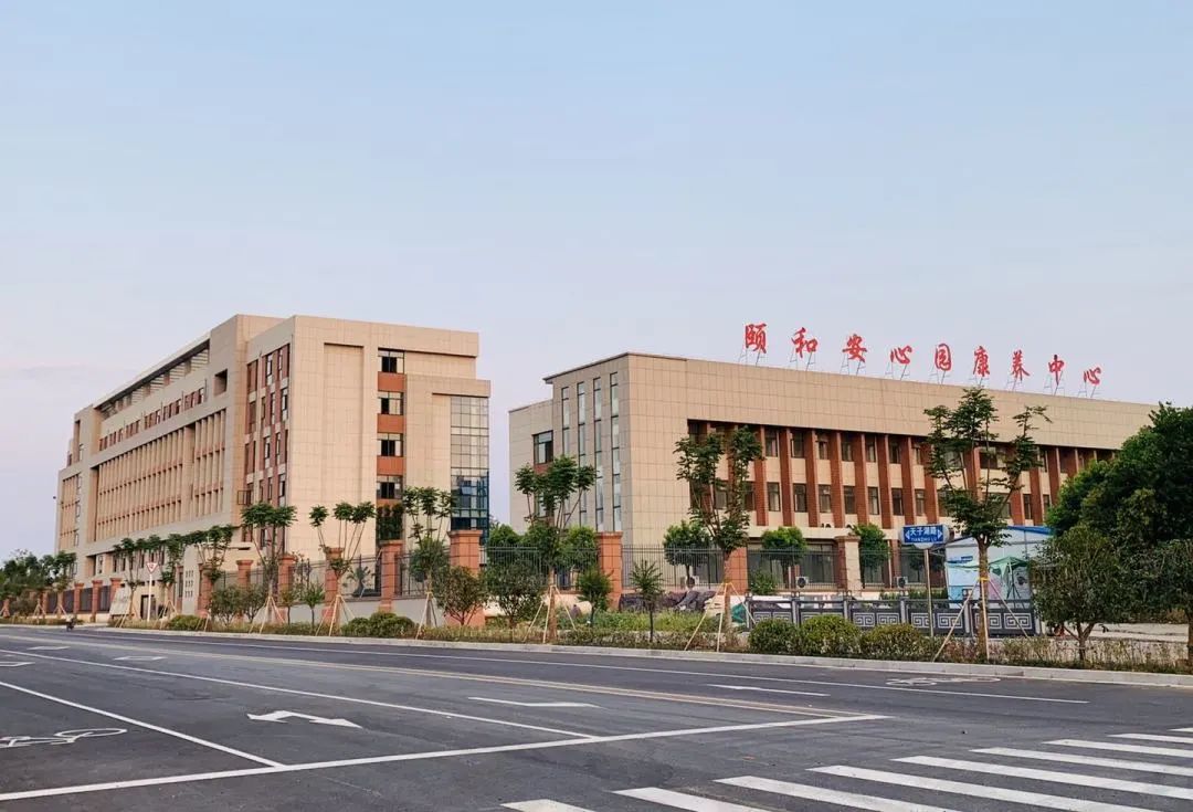 辉煌不在繁荣中产生，而是在硝烟中涅槃