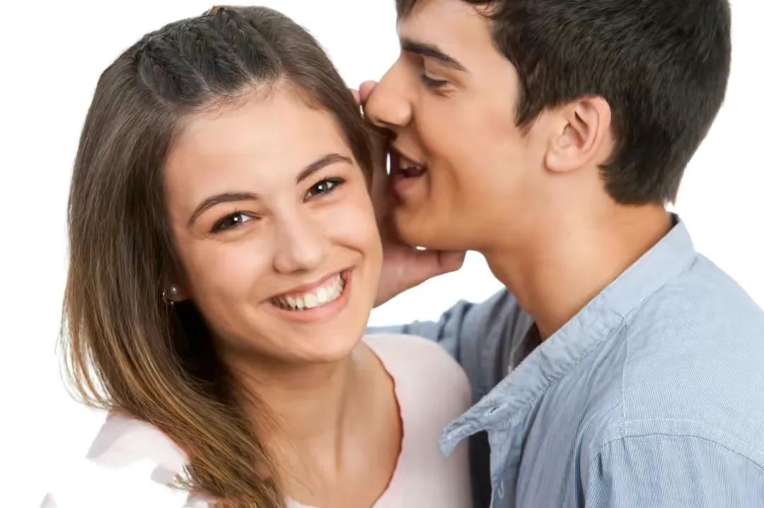 和女生在一起不知道找什么话题,怎么样才可以和女生一直有话题