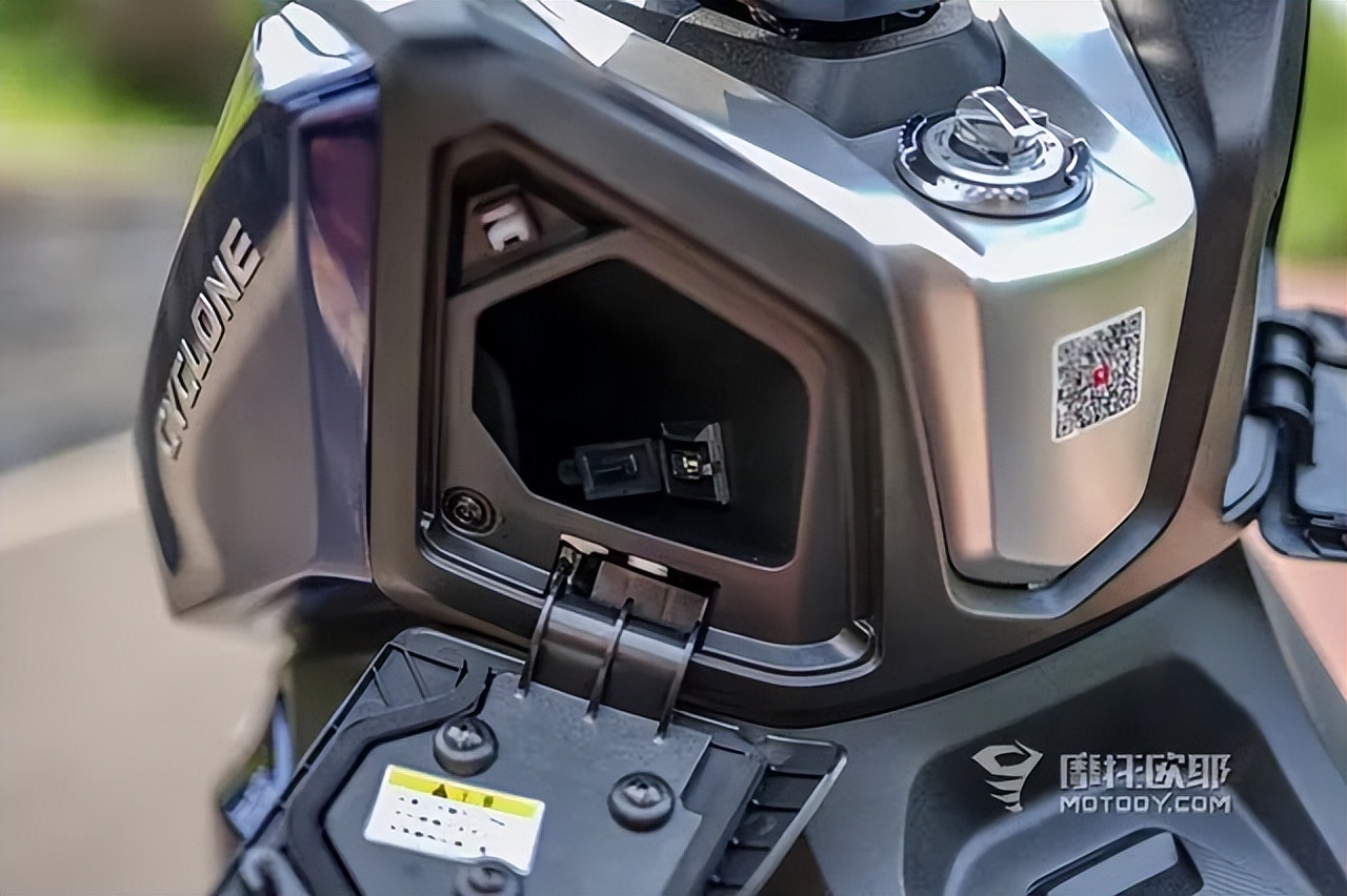 250cc踏板算不算大排量,哪款三万以内250cc踏板值得入手