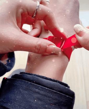 为啥“拥有女朋友的胸罩带”，是“05后”男生成功的标志？