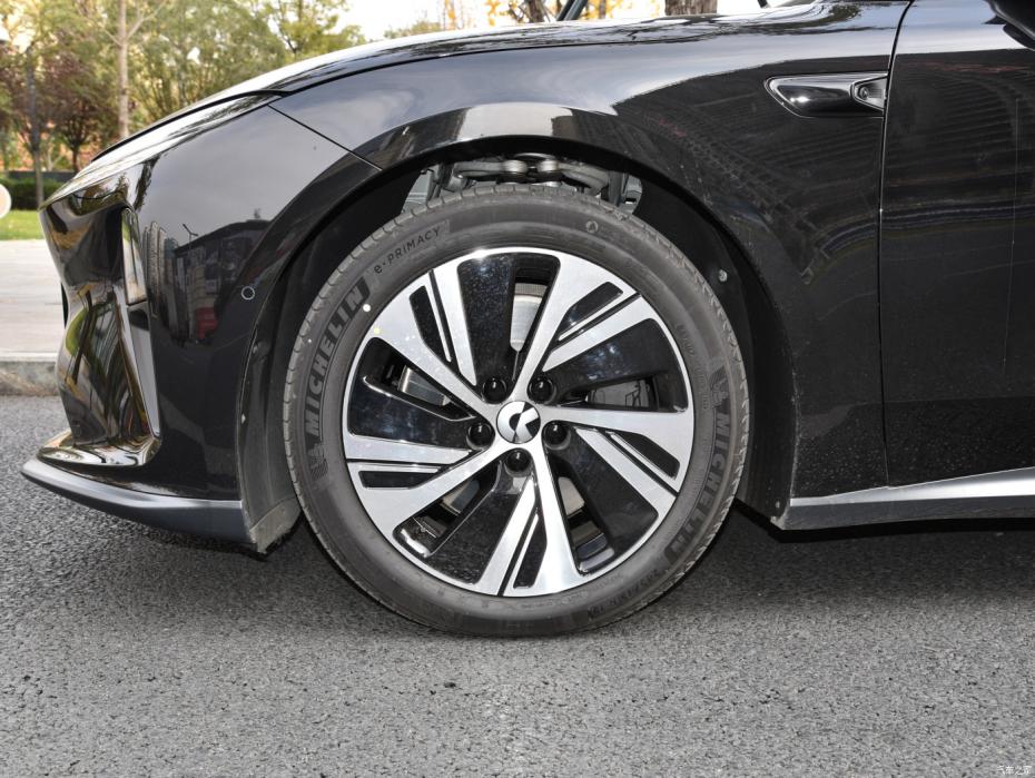 为什么国产汽车比不上国外,为啥国产不如进口