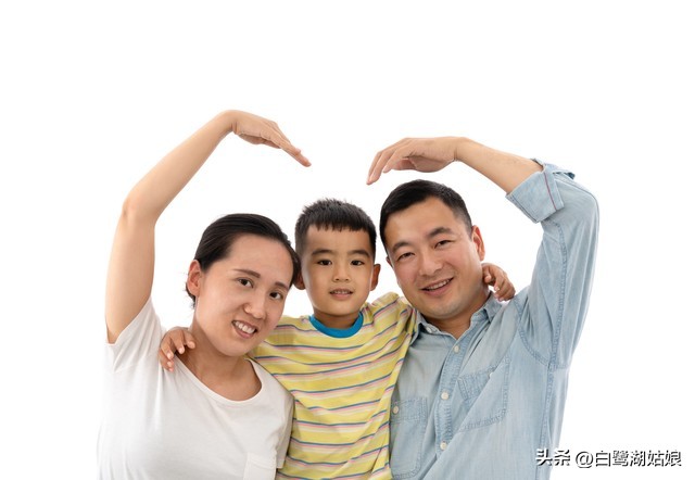 在女儿家看管外孙,在女儿家带小外孙五六年了