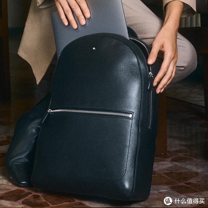 都市通勤党哪款男士双肩包值得,通勤双肩包和户外双肩包
