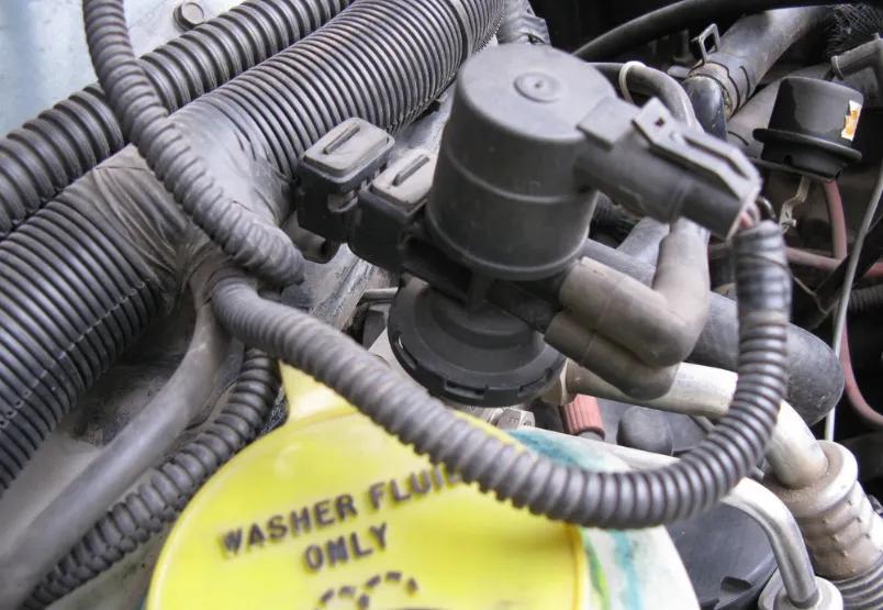 碳罐电磁阀,碳罐电磁阀多久换一次