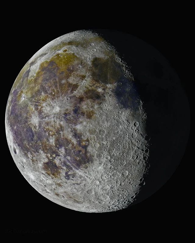 最高清的月球照片用什么拍摄,早期的月球照片真的就那么模糊吗