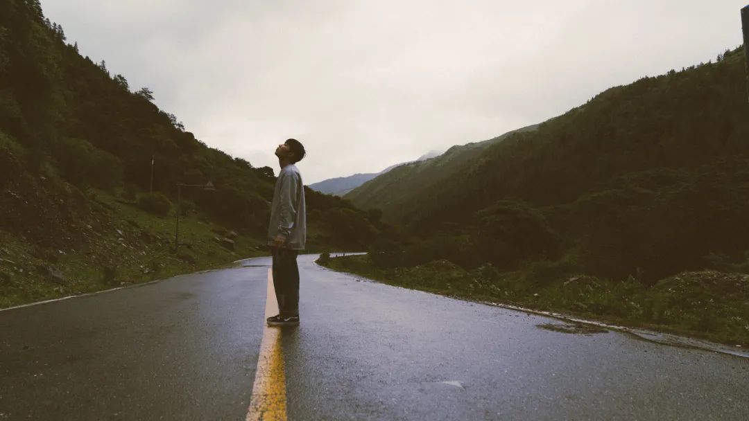 废掉一人最狠的3种手段,闲的时候会毁掉一个正常的人