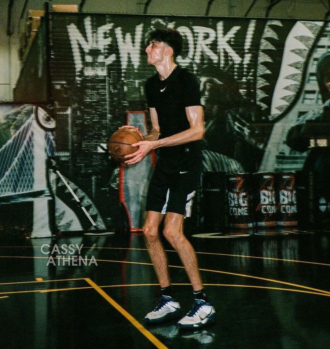 字母哥34+18+9三球替补,35号杜兰特34号字母哥