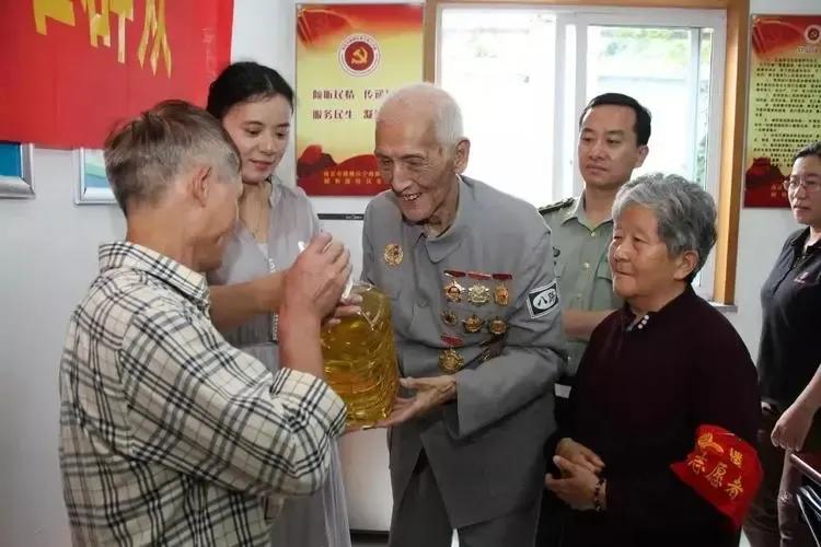 国医大师张伯礼的养生秘诀,开国少将张玉华