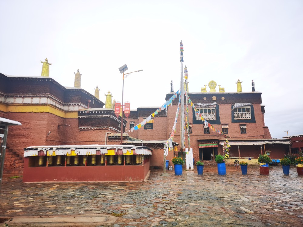 探洞发现世外桃源录像,探秘藏北无人区