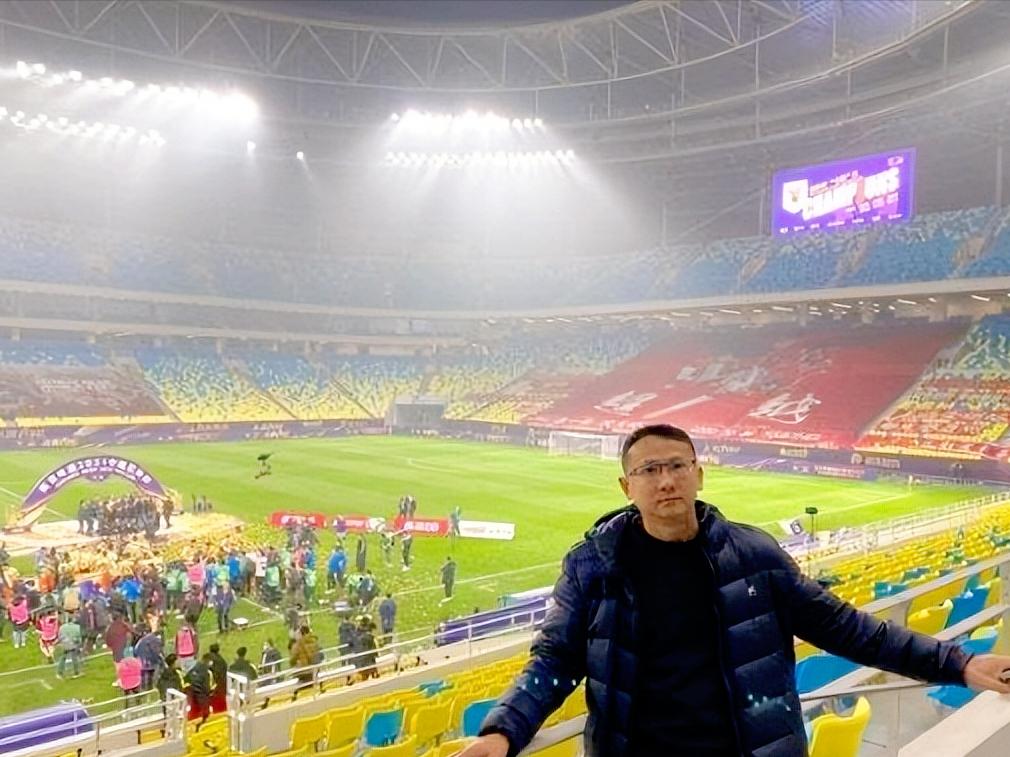 退钱哥何胜资料,退钱哥何胜谈观战欧洲杯