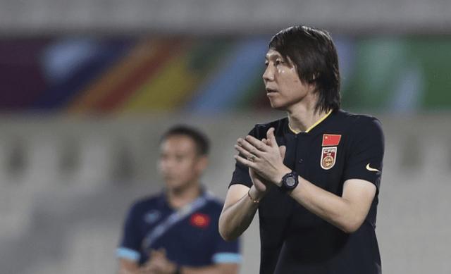 李铁假球华夏幸福中超时期,李铁带领华夏幸福打出八连胜