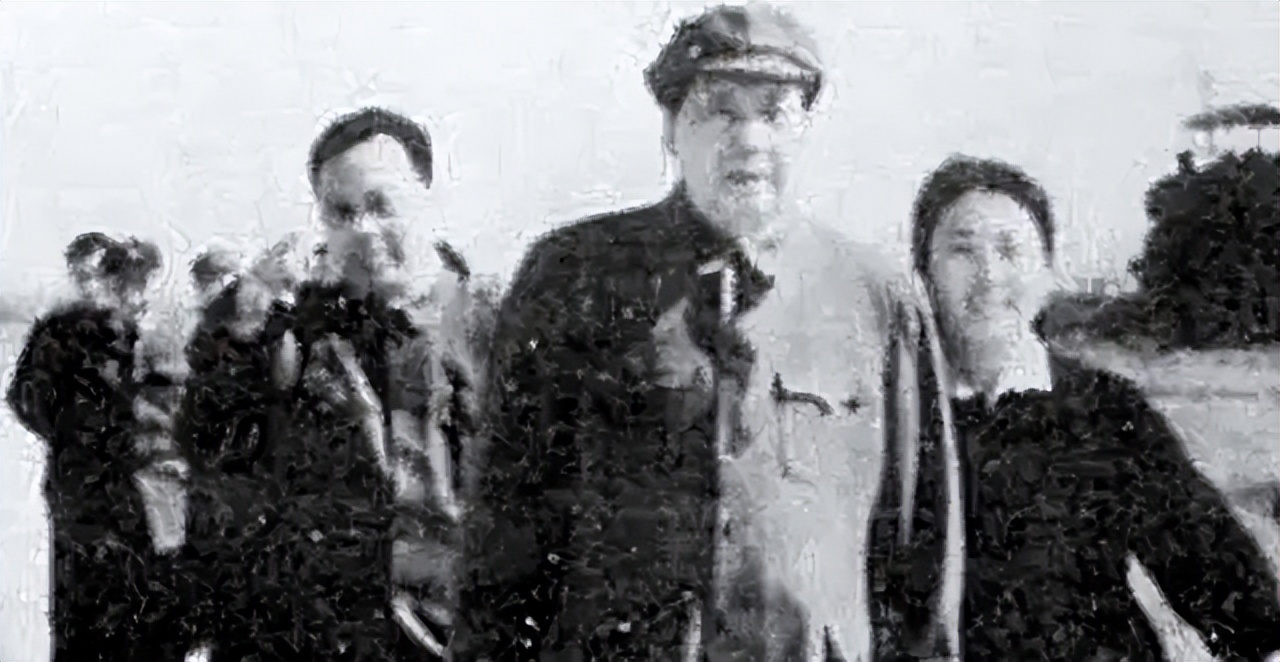 61年毛主席前往庐山，偶遇一名女舞蹈演员，不禁惊叹：好像我女儿