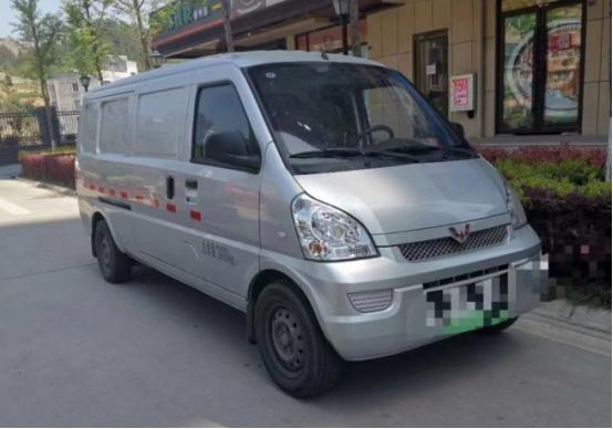 五菱荣光ev货运,五菱荣光ev新能源汽车能拉多少货