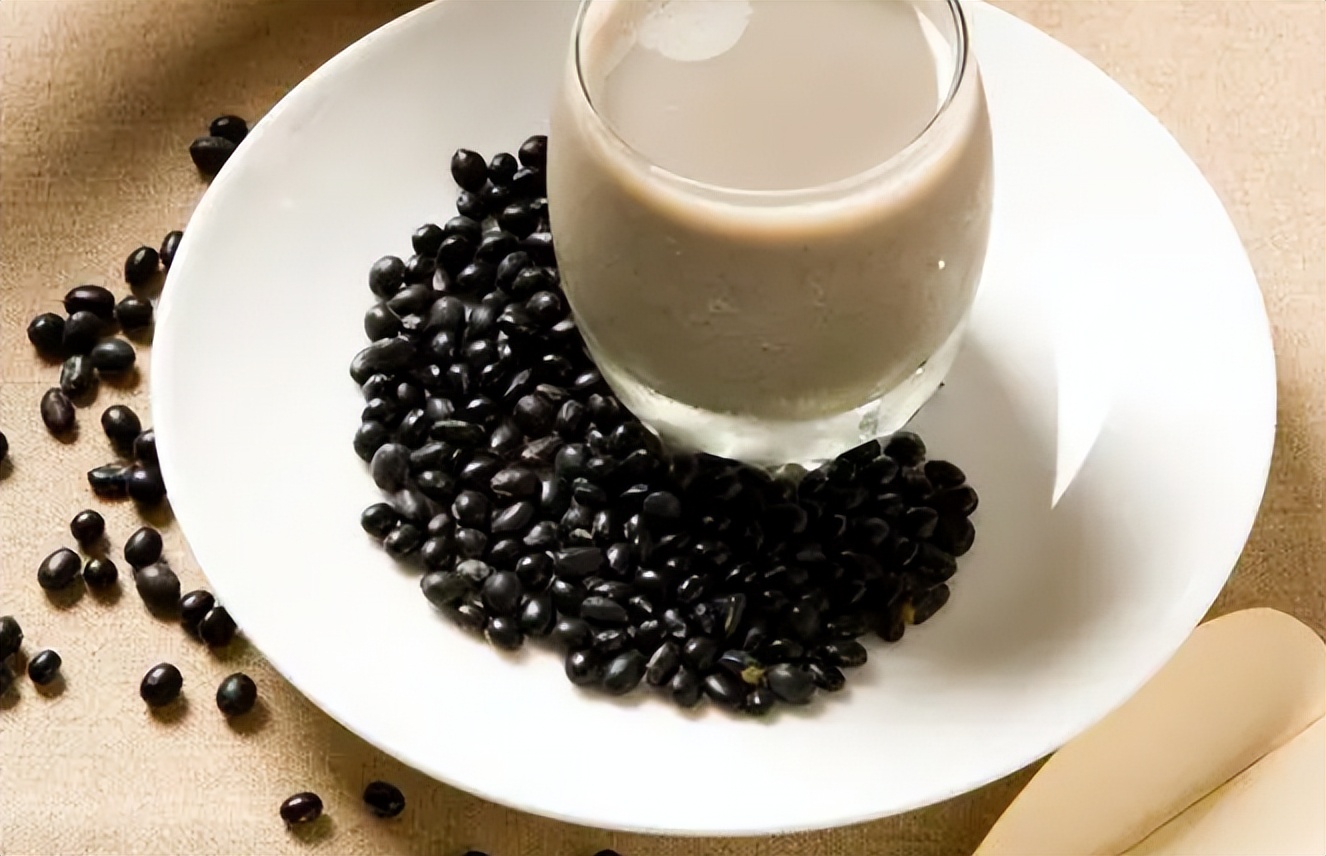 秋冬季女人脾胃虚喝什么茶,喝哪些茶能养血润燥