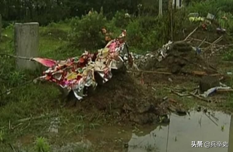 32岁小伙沉迷网络游戏死亡,网吧网瘾少年猝死的案例