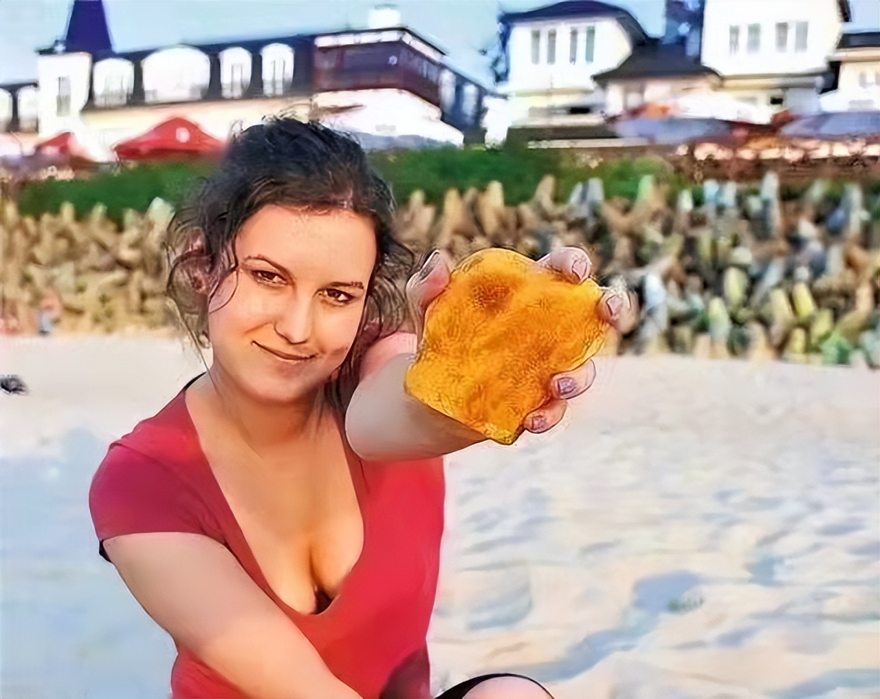 如果有机会,我想去波罗的海捞琥珀,那可是论克卖的