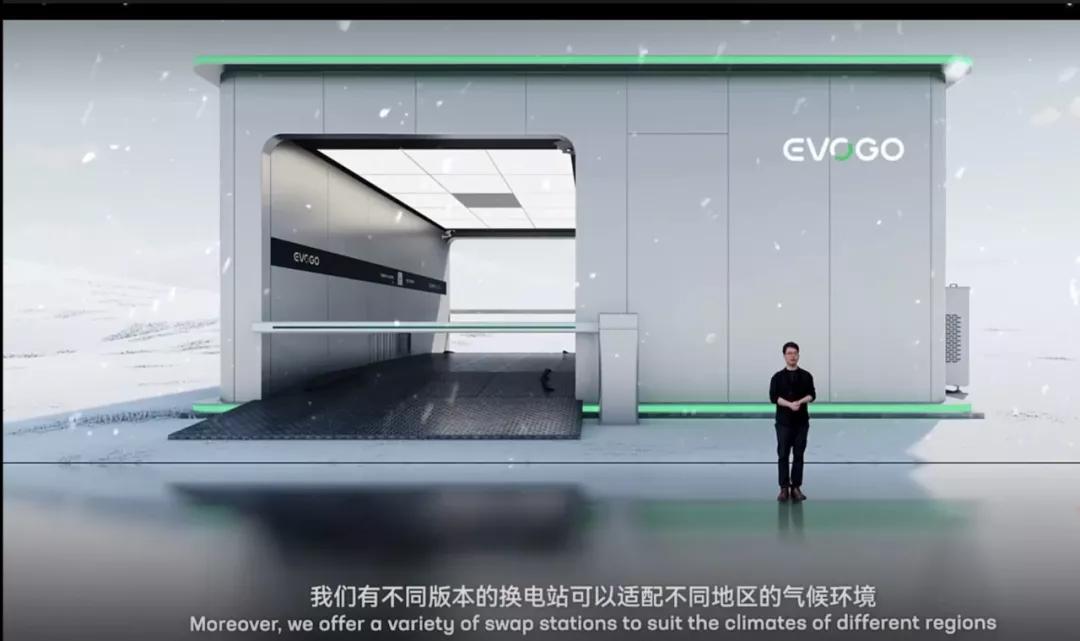 奔驰GLS100万起售是智商税？买新陆巡4年后提车，网友“等不起”