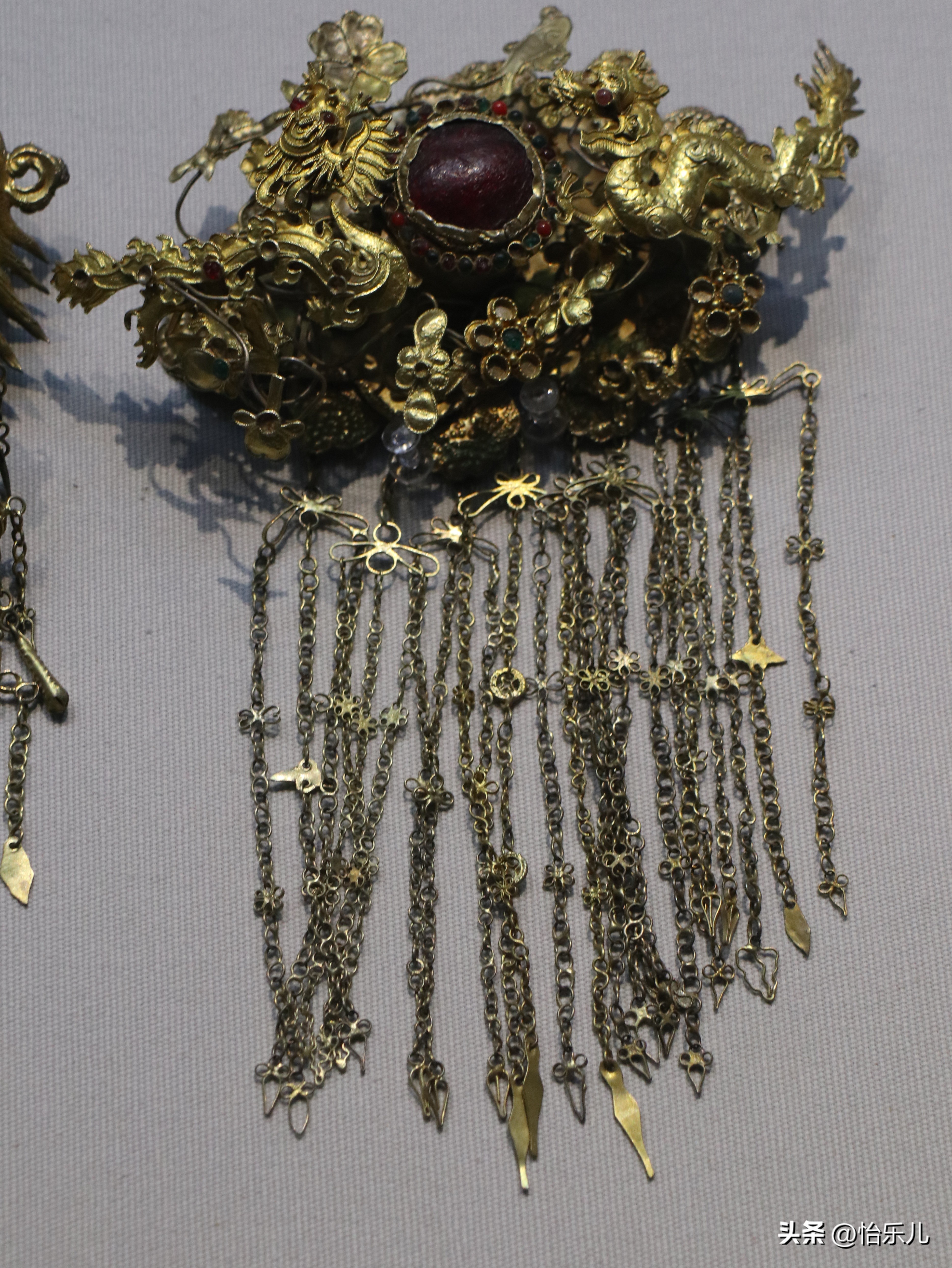 云南最著名的银饰,云南银饰元素