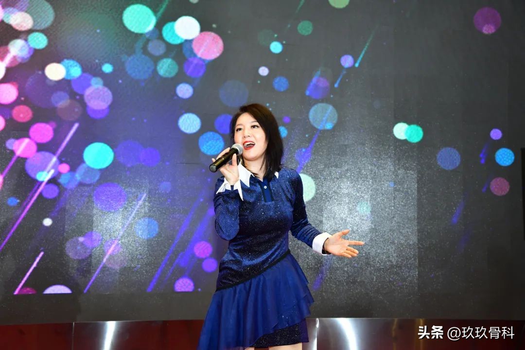 踔厉奋发·勇毅前行力达康22年度营销年会暨表彰年会