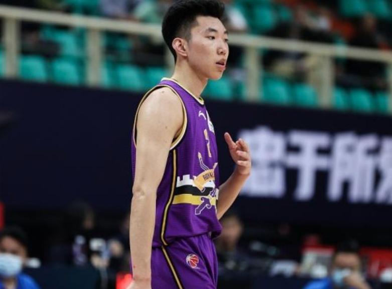 北控2021-2022赛季的引援,同城对手北京北控大肆引援