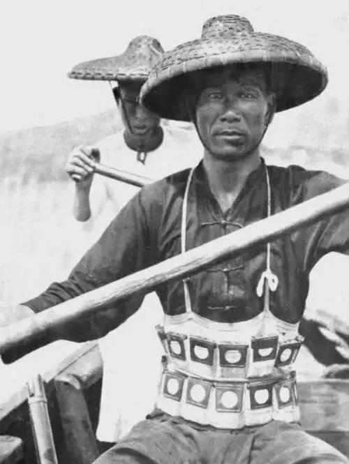 娴风洍褰㈣薄浠ｈ█鏄皝,娴风洍浠ｈ█