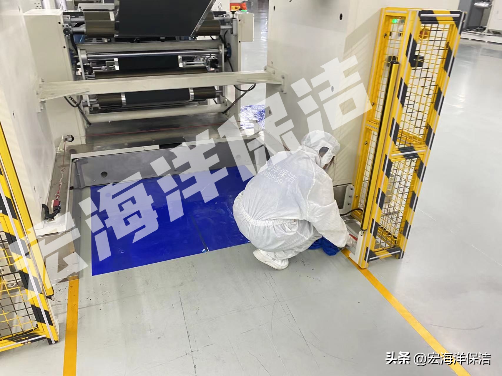 怎么除淋浴间玻璃上的污垢,淋浴房玻璃上顽固皂垢怎么处理