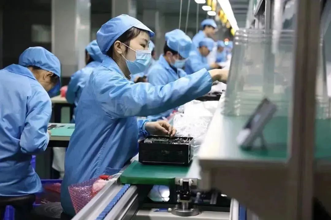 轰天炮单lcd投影仪测评,轰天炮lcd投影