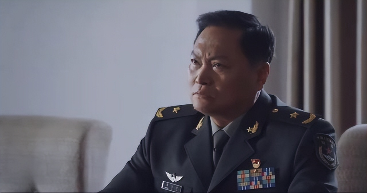 一个集团军总共有多少个军,现在一个集团军有几个将军